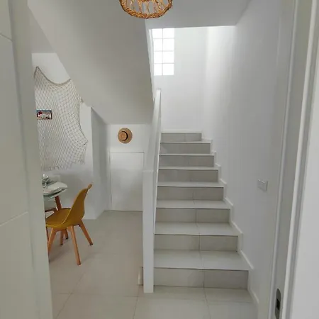 Perla Blanca En Playa Blanca (Lanzarote)