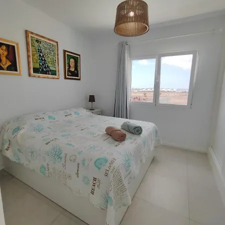 Perla Blanca En Casa de Férias Playa Blanca (Lanzarote)
